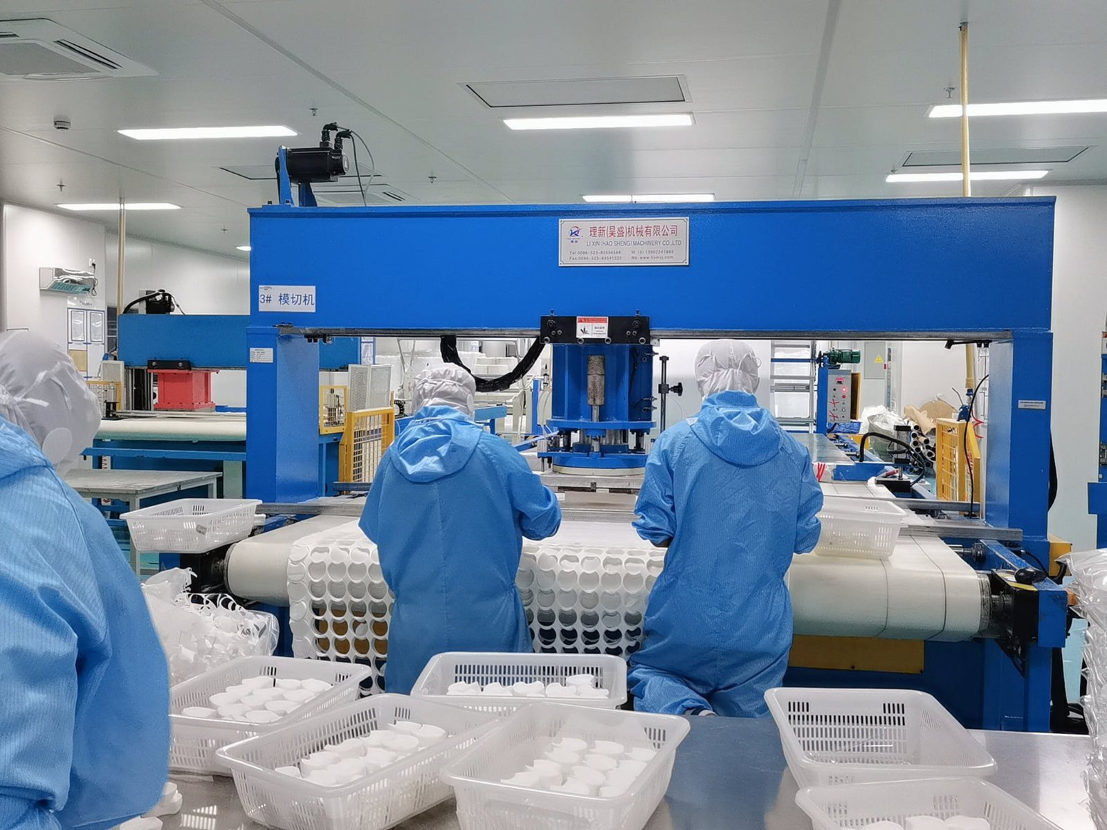 Quality control and R&D laboratory at iMask